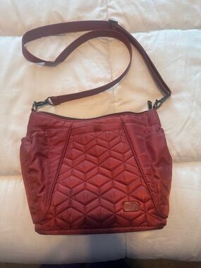 Lug Quilted Red/Burnt Orange Crossbody Bag - Mini Shuffle. Clean